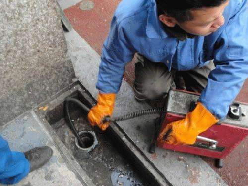 依兰疏通下水道